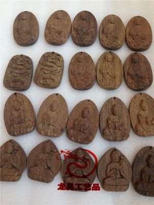 天然沉香木观音挂件 吊坠 佛牌木制品 印尼土沉带香味 古玩批发